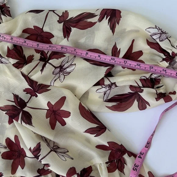 Review Moda Creme Floral Print Blouse by Review (Size M) - Picture 12 of 14